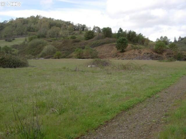 4094 NE Diamond Lake Blvd, Roseburg, OR 97470